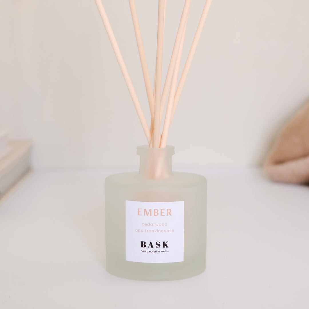 Luxury reed diffusers and reed diffuser refills