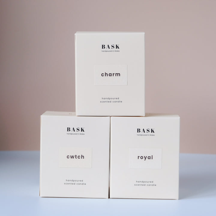 Autumn Soy Candle | Tobacco Leaf and Vetiver