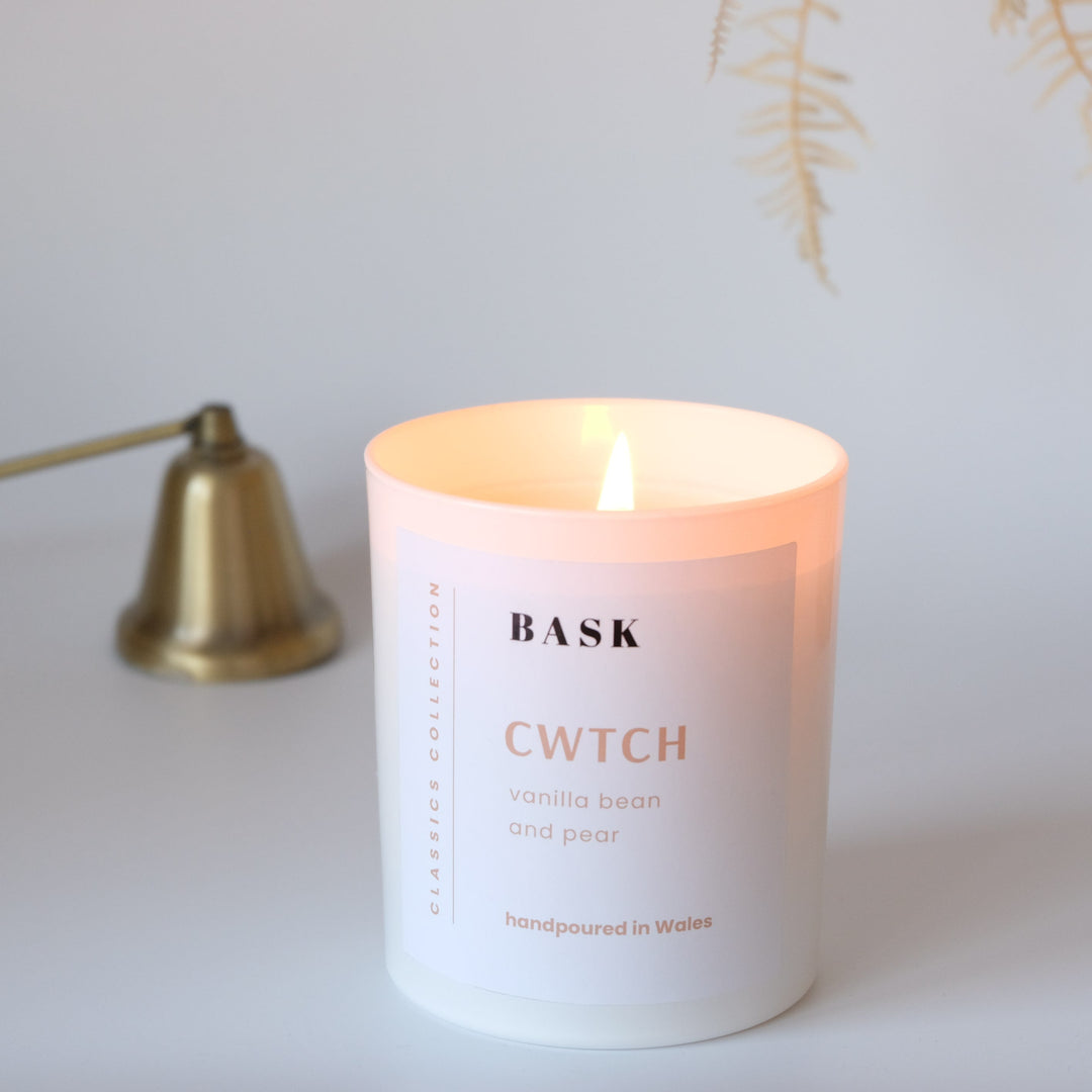 Cwtch Soy Candle | Vanilla Bean and Pear